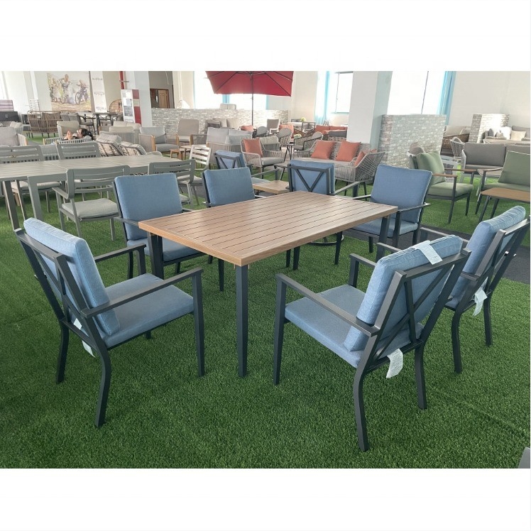 Customizable Color Outdoor Garden Furniture Aluminum Rattan Sofa Set for Luxury Table